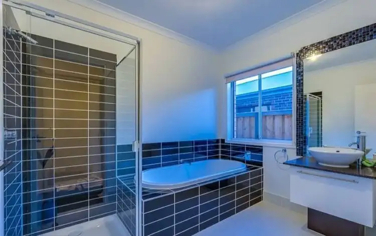 Sixth view of Homely house listing, 10 Caraleena Drive, Tarneit VIC 3029