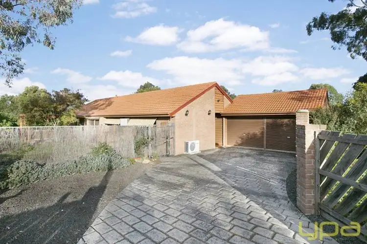 20 Notre Dame Drive, Sunbury VIC 3429