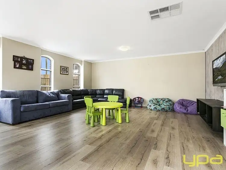 Sixth view of Homely house listing, 322 Elizabeth Drive, Sunbury VIC 3429