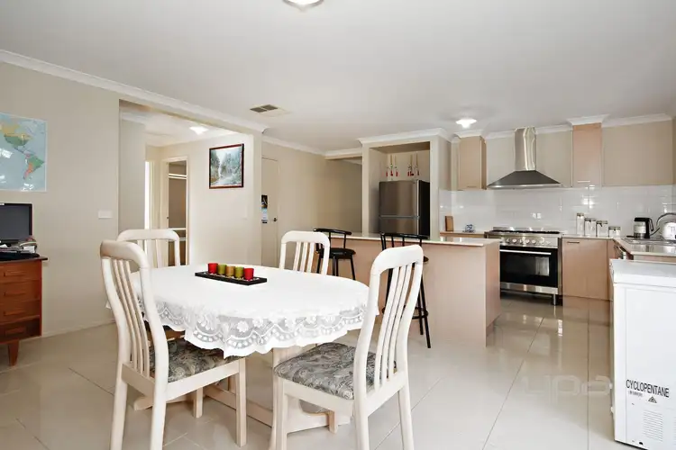 Fifth view of Homely house listing, 37 Riviera Drive, Hillside VIC 3037