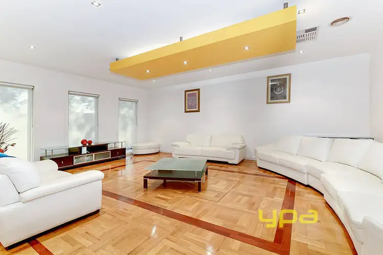 Seventh view of Homely house listing, 4 Lauderdale Drive, Craigieburn VIC 3064