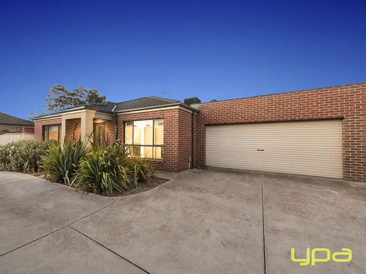 2/25 Lomandra Bowl, Melton West VIC 3337
