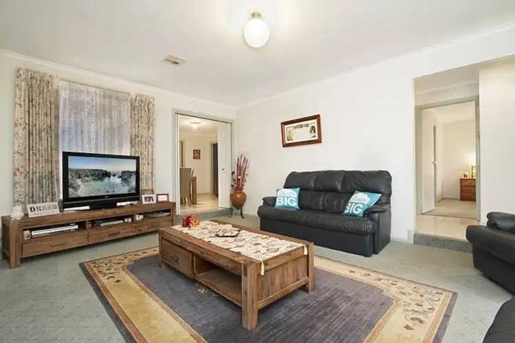Second view of Homely house listing, 25 Strathearn Drive, Sunbury VIC 3429