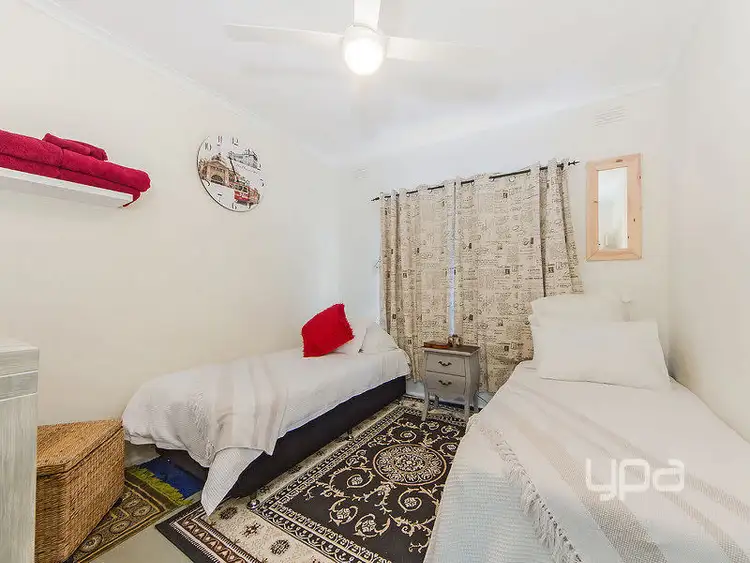 Fifth view of Homely house listing, 5 Lynn Street, St Albans VIC 3021