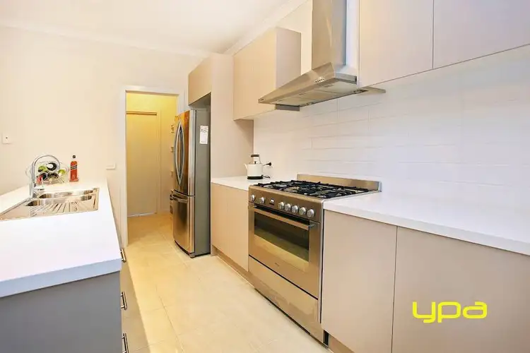 Fifth view of Homely house listing, 27 Dawkins Avenue, Plumpton VIC 3335