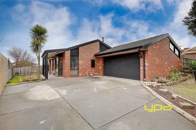 7 Elder Close, Meadow Heights VIC 3048