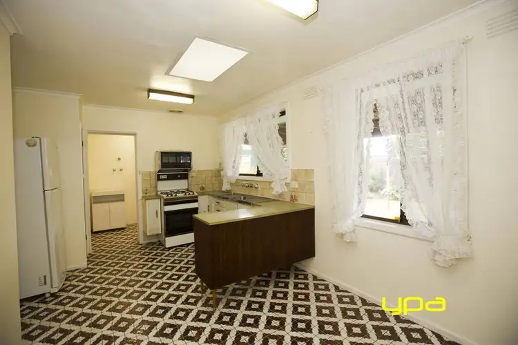 Second view of Homely house listing, 2 Kemp Avenue, Thomastown VIC 3074