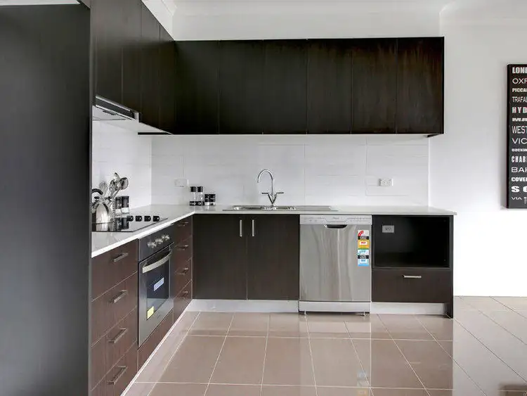 Third view of Homely townhouse listing, 17/1 Chatfield Avenue (Corner Point Nepean Road), Rosebud West VIC 3940