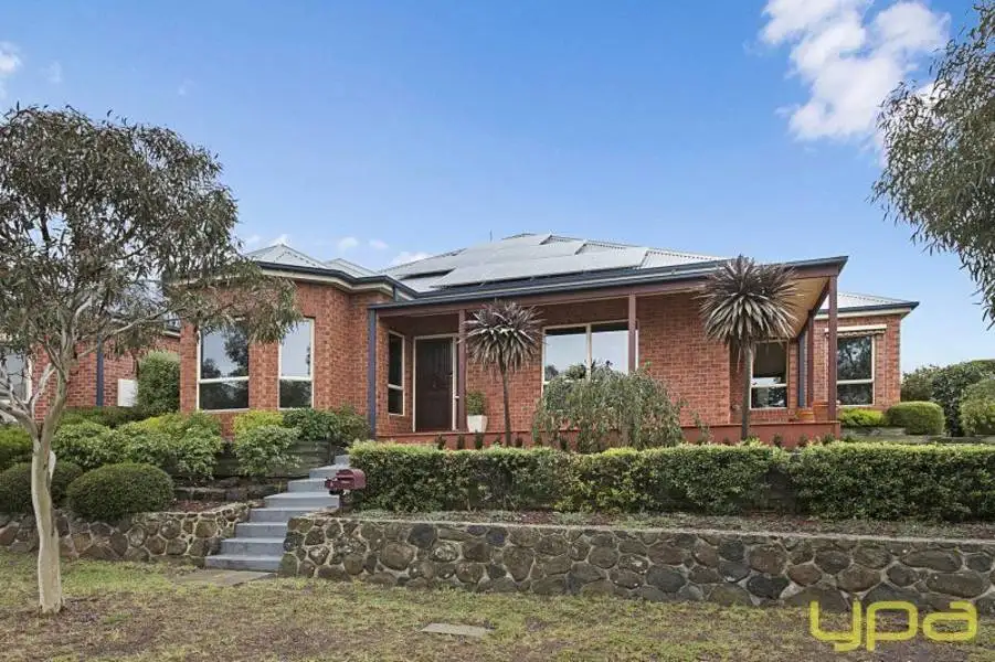 Main view of Homely house listing, 4 Hilltop Court, Sunbury VIC 3429