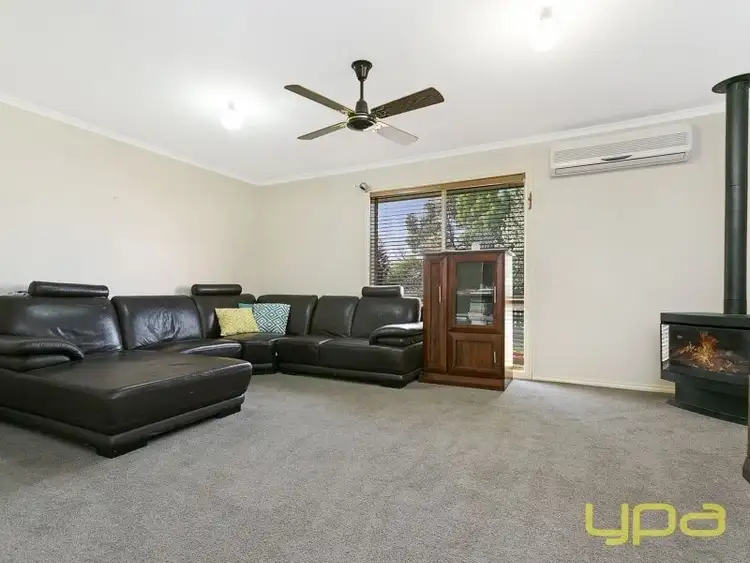 Second view of Homely house listing, 18 Citriodora Circuit, Sunbury VIC 3429