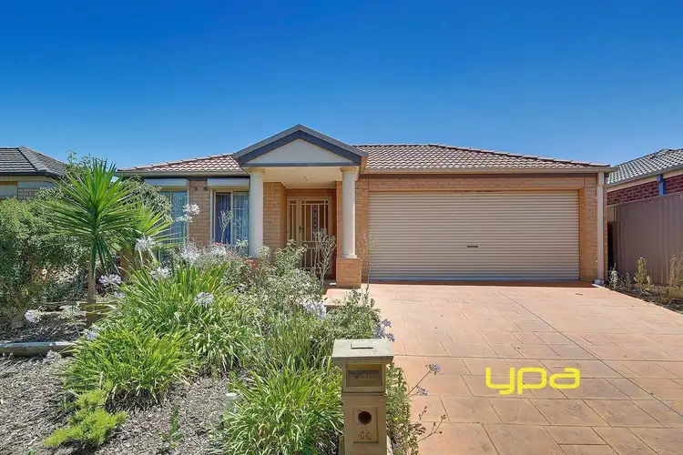 44 Klippel Way, Caroline Springs VIC 3023