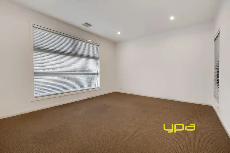 Third view of Homely townhouse listing, 122 Cairnlea Drive, Cairnlea VIC 3023
