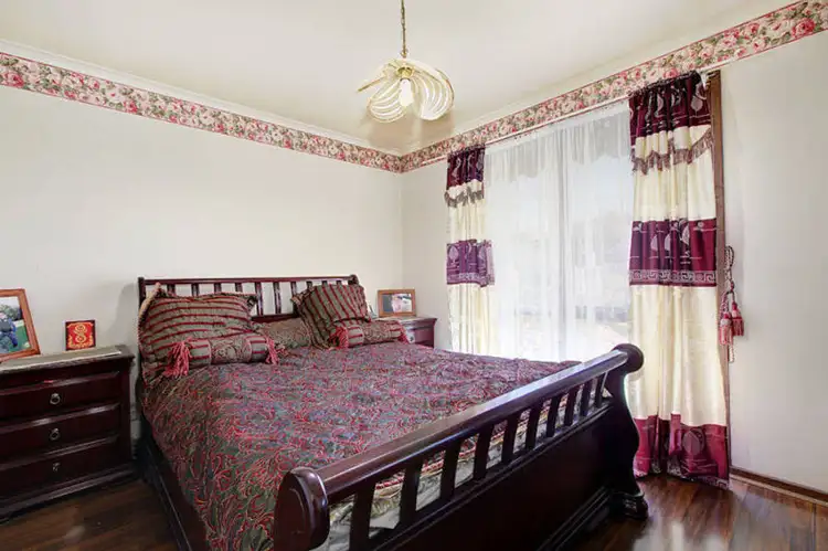 Seventh view of Homely house listing, 11 Webb Close, Meadow Heights VIC 3048