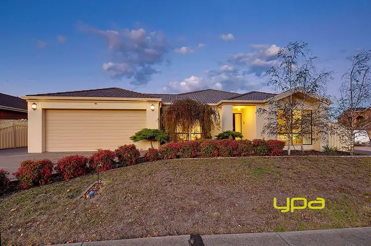 22 Highbury Drive, Hillside VIC 3037