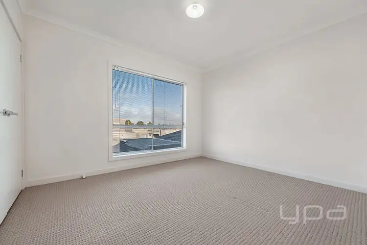 Seventh view of Homely house listing, 69 Clarendon Avenue, Craigieburn VIC 3064