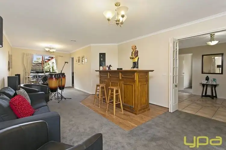 Fourth view of Homely house listing, 2 Windarra Court, Sunbury VIC 3429