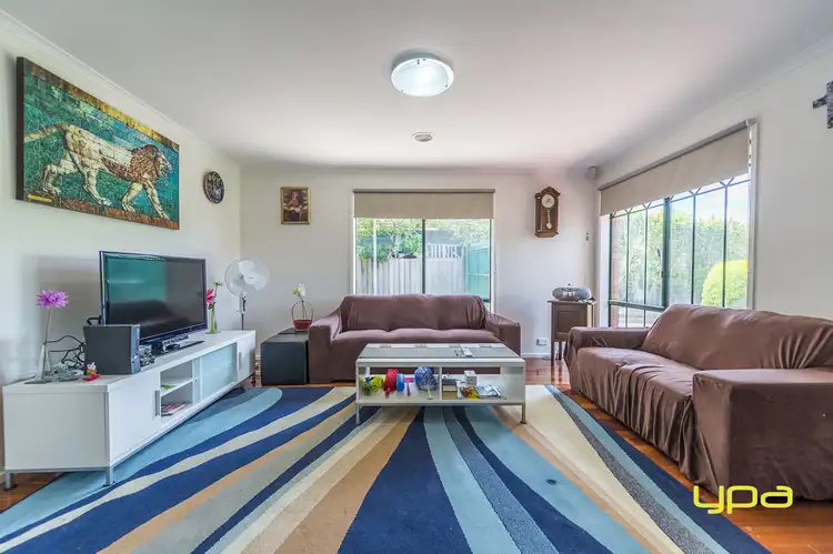 Second view of Homely house listing, 5 Benaud Close, Meadow Heights VIC 3048
