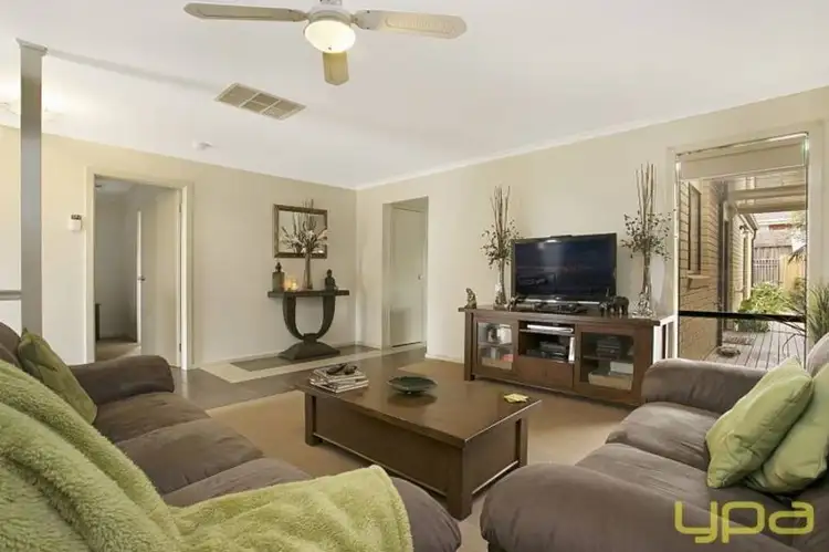 Second view of Homely house listing, 5 Sebastian Place, Sunbury VIC 3429