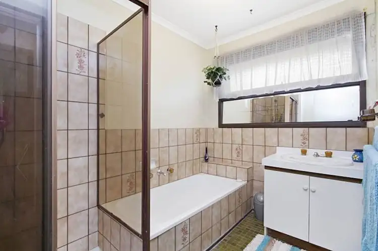 Sixth view of Homely house listing, 6 McEwen Drive, Sunbury VIC 3429