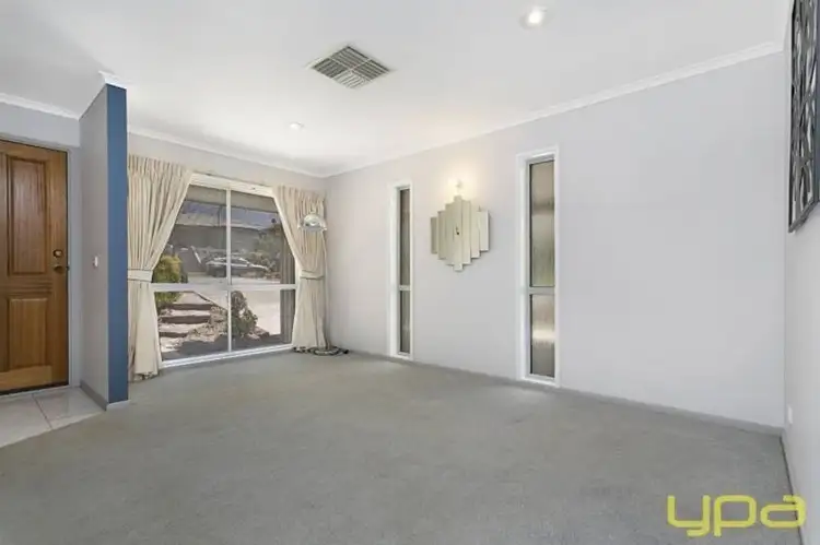 Second view of Homely house listing, 17 Allen Court, Sunbury VIC 3429