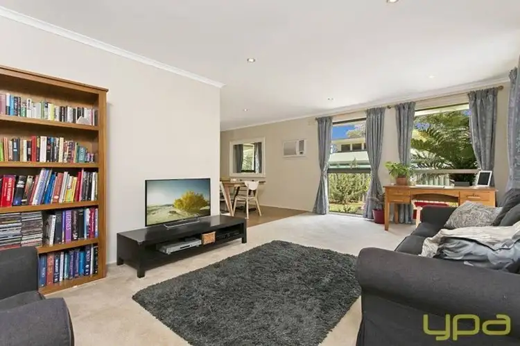Second view of Homely house listing, 4 Isaacs Close, Sunbury VIC 3429