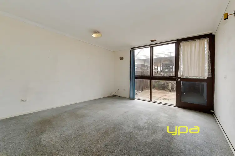 Sixth view of Homely townhouse listing, 1/31 Marsden Crescent, St Albans VIC 3021