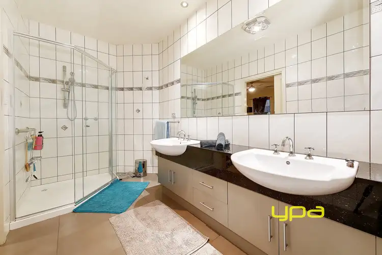 Seventh view of Homely house listing, 19 Highwood Drive, Hillside VIC 3037