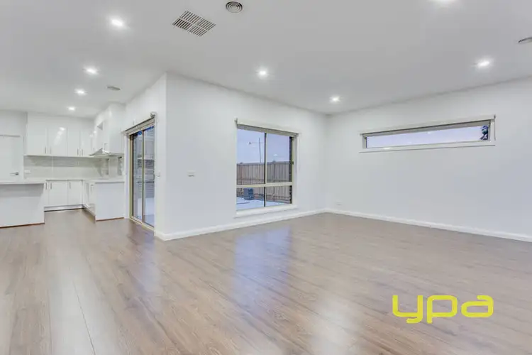 Fifth view of Homely house listing, 34 Golflinks Drive, Beveridge VIC 3753