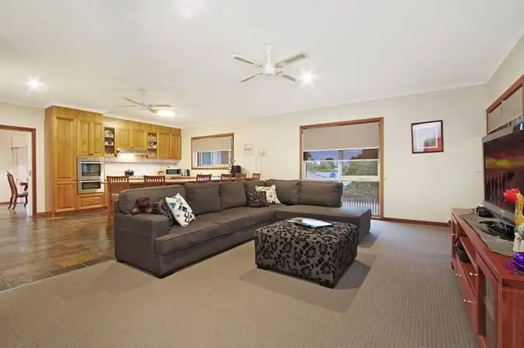 Fifth view of Homely house listing, 5 Solomon Court, Sunbury VIC 3429