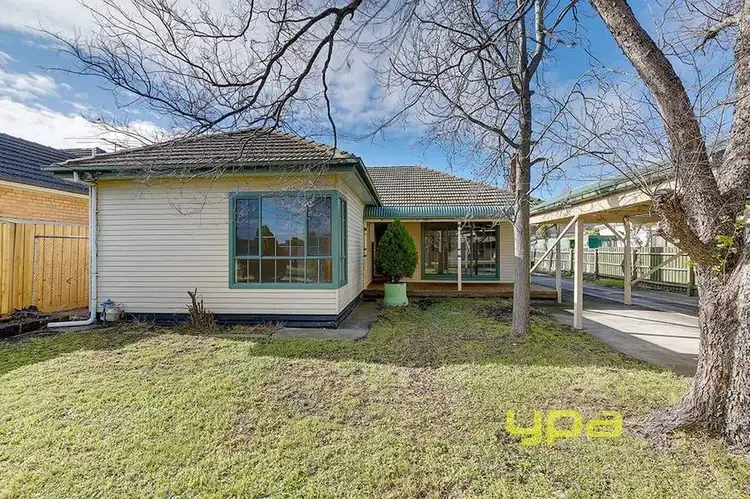 22 Watt Avenue, Oak Park VIC 3046