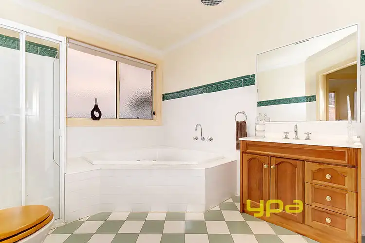 Fifth view of Homely townhouse listing, 2/42 Chris Court, Hillside VIC 3037