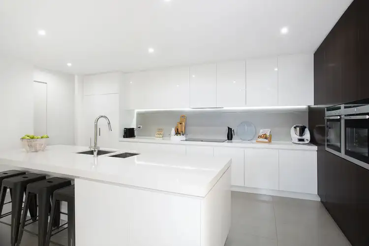 Second view of Homely house listing, 16 Earlington Crescent, Sunbury VIC 3429