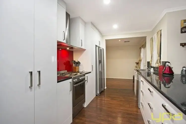 Fourth view of Homely house listing, 8 Carnoustie Drive, Sunbury VIC 3429