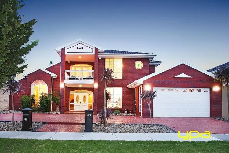 48 Wellesley Drive, Taylors Lakes VIC 3038