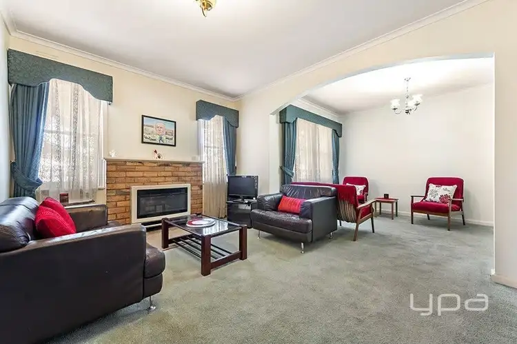Fourth view of Homely house listing, 2 Ash Court, Glenroy VIC 3046