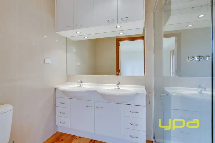 Seventh view of Homely house listing, 5 Aris Court, Craigieburn VIC 3064