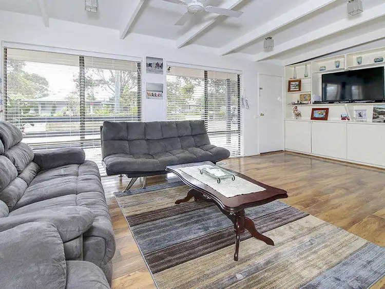 Fifth view of Homely house listing, 17 Fenton Avenue, Rosebud VIC 3939