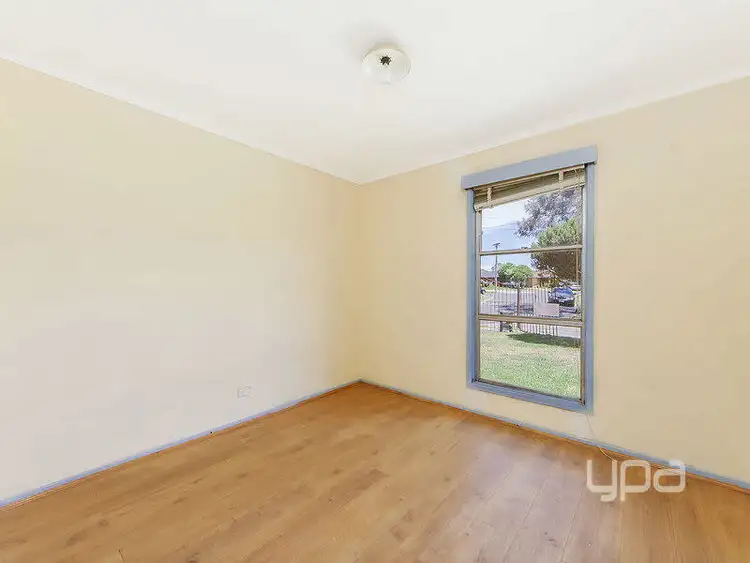 Seventh view of Homely house listing, 8 Yarram Court, Kings Park VIC 3021