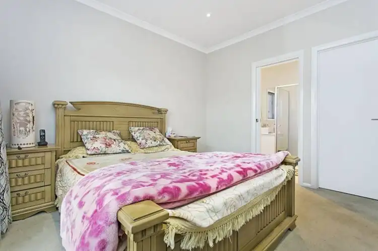 Seventh view of Homely house listing, 5 Courtney Drive, Sunbury VIC 3429