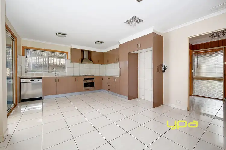 Fourth view of Homely house listing, 16 Canadian Court, Meadow Heights VIC 3048