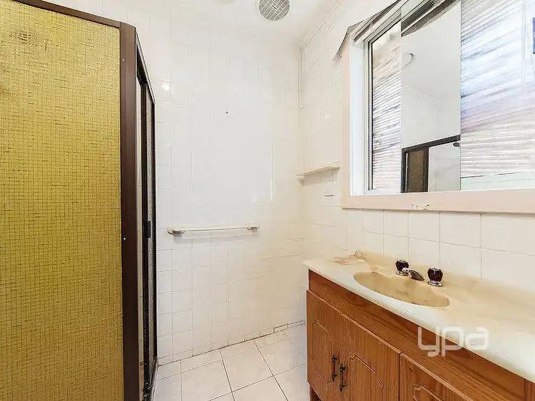 Sixth view of Homely house listing, 15 Bicknell Court, Broadmeadows VIC 3047