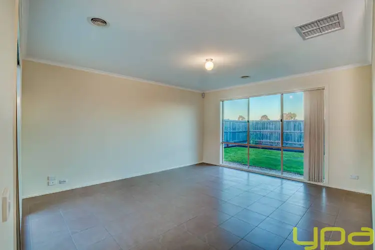 Fifth view of Homely house listing, 28 Faircroft Drive, Brookfield VIC 3338