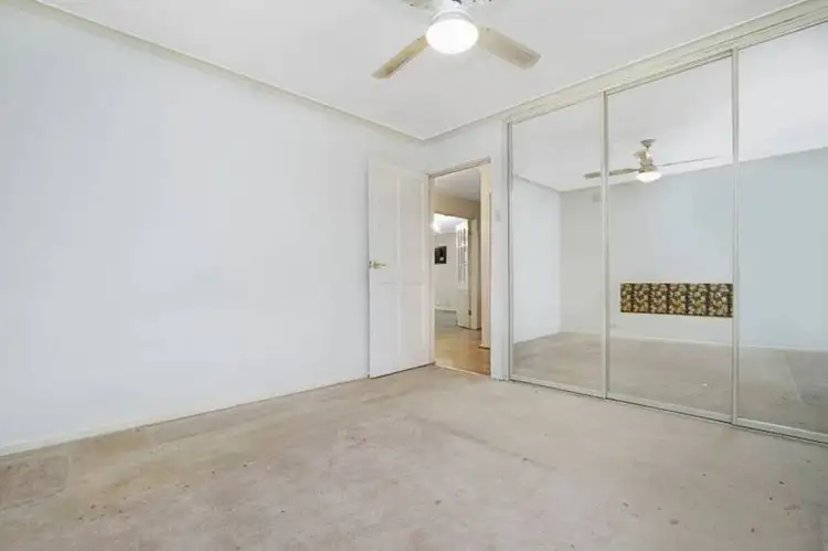 Sixth view of Homely house listing, 10 Deakin Street, Sunbury VIC 3429