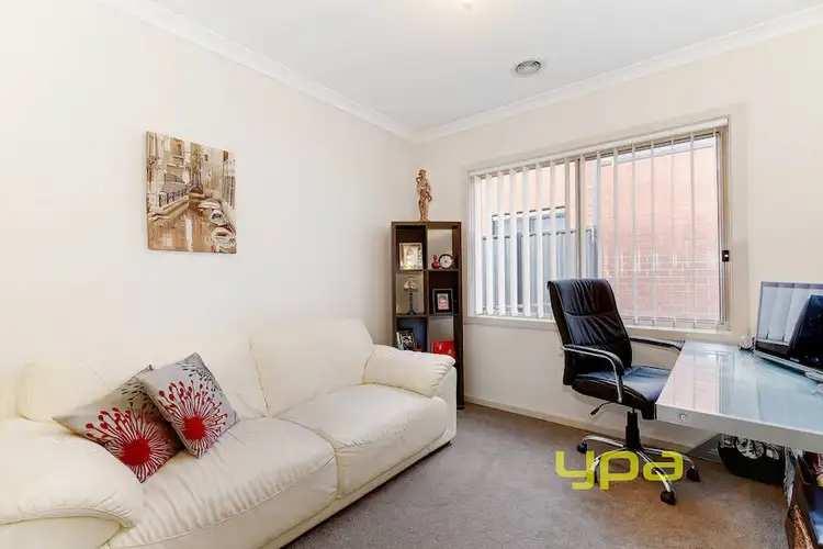 Sixth view of Homely house listing, 3 Smethwick Court, Truganina VIC 3029
