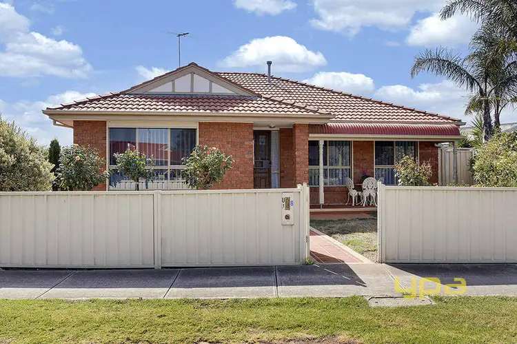 1/6 Oarsome Drive, Delahey VIC 3037