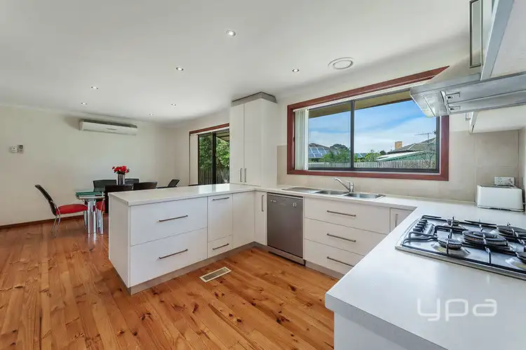 Fourth view of Homely house listing, 5 Aris Court, Craigieburn VIC 3064