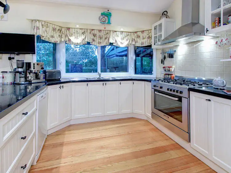 Fifth view of Homely house listing, 18 Warrain Avenue, Rosebud VIC 3939