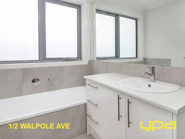 Fifth view of Homely unit listing, 1 /2 Walpole Avenue, Rosebud VIC 3939