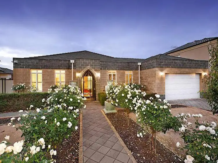 Main view of Homely house listing, 47 Cambridge Crescent, Taylors Lakes VIC 3038