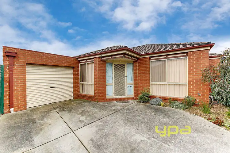 2/9 Mitta Mitta Way, Meadow Heights VIC 3048